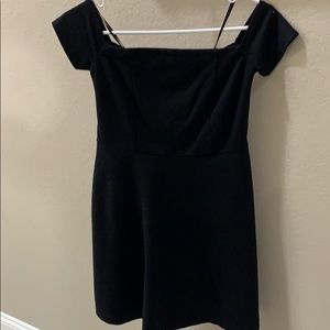 Free people off the shoulder dress with pockets!